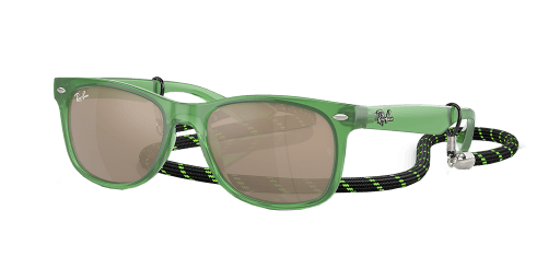 Ray-Ban Junior New Wayfarer RJ9052S 71465A gyermek négyzet alakú és fehér színű napszemüveg